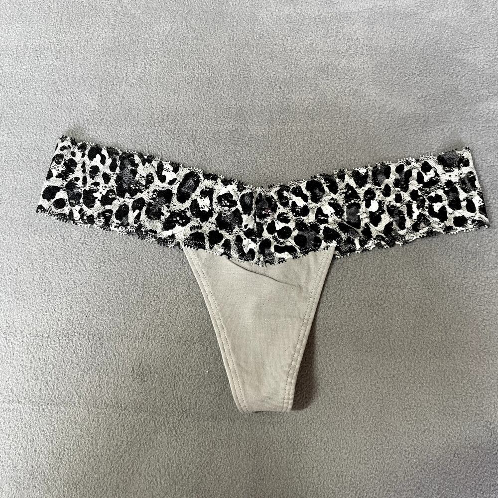 Victoria's Secret PINK 2011 Extra Low Rise Thong Panty Gray Animal Print Lace